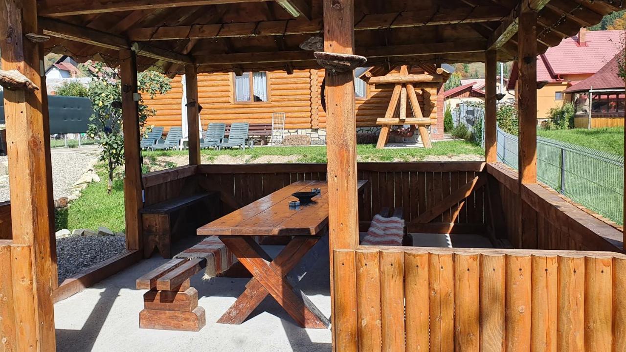 Cabana Alesia, Relaxare La Poalele Raraului Câmpulung Moldovenesc Exteriör bild