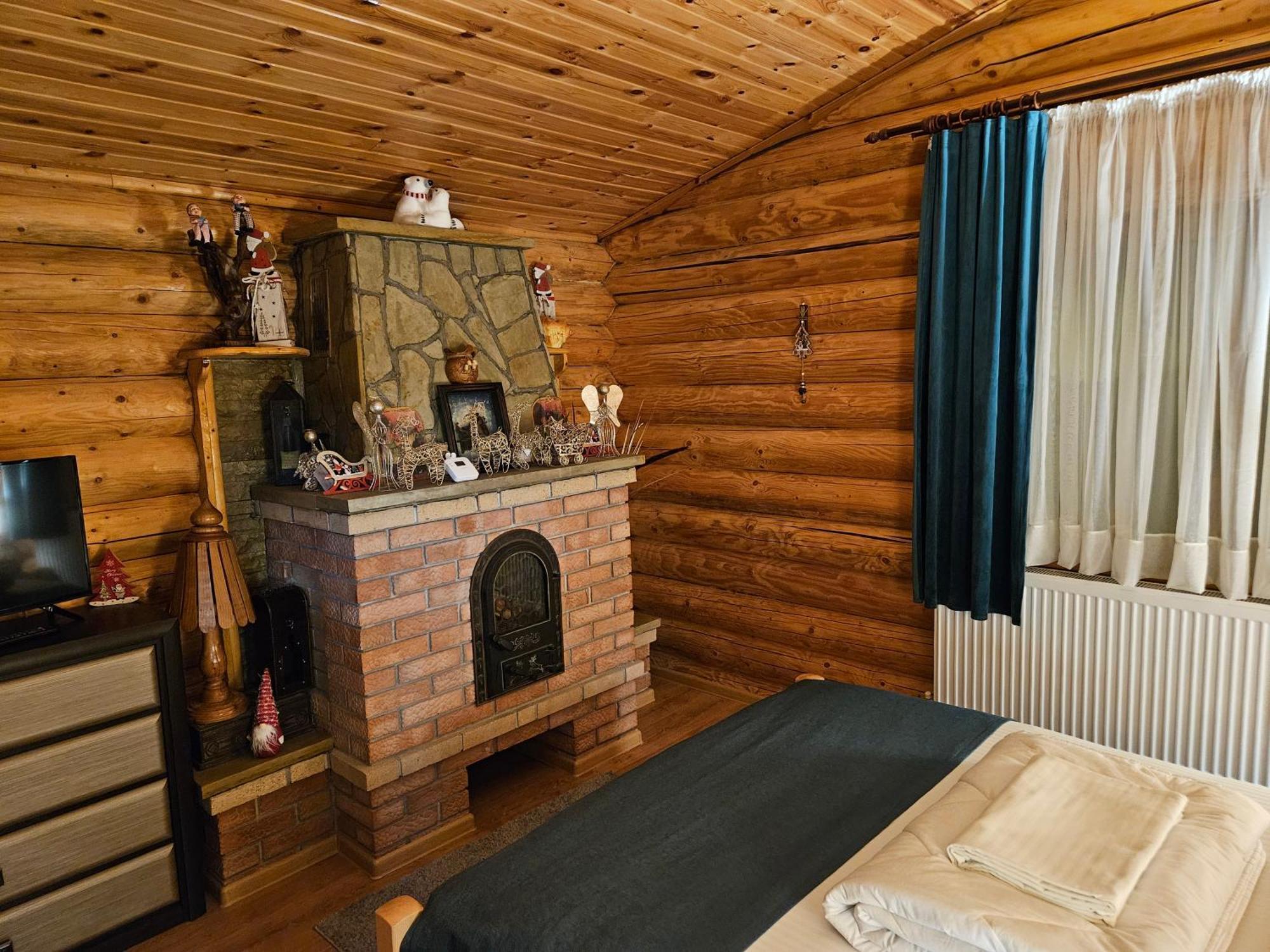 Cabana Alesia, Relaxare La Poalele Raraului Câmpulung Moldovenesc Exteriör bild